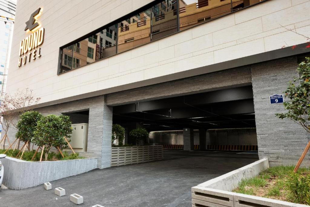 Hound Hotel Yeonsan Ciudad Metropolitana de Ciudad Metropolitana de Busan Exterior foto
